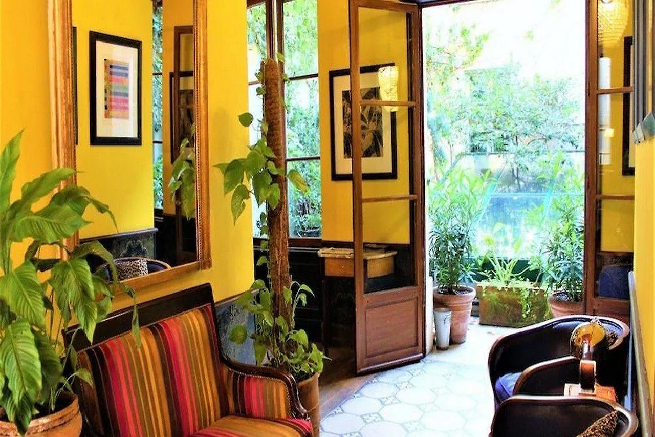Le Relais Saint Sulpice 4* Paříž