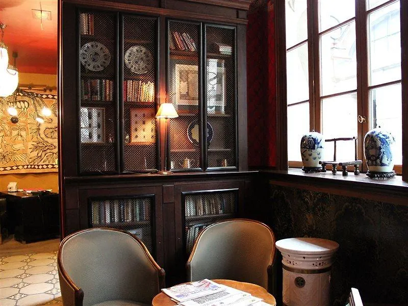 Le Relais Saint Sulpice Paříž